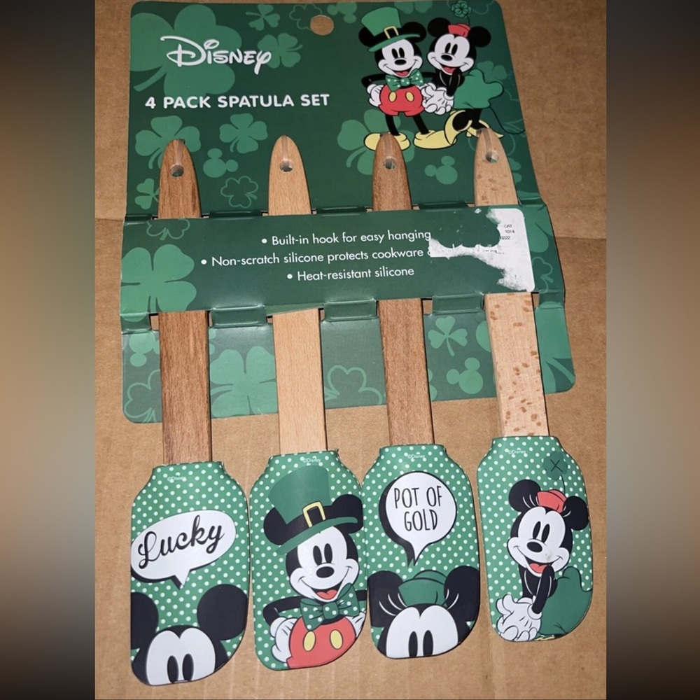 Disney Green Mickey Mouse 4 pack mini Spatula Set new - Picture 1 of 1